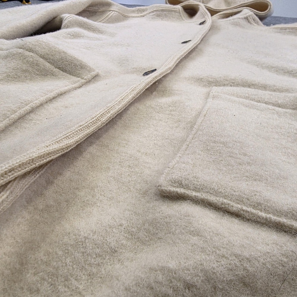 VTG‎ LL Bean Womens Medium Beige 100% Wool Hooded Parka Austria Jacket Sweater - Picture 4 of 16